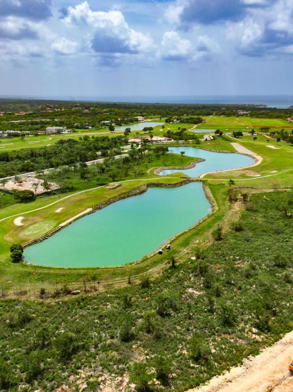 76 Dye Fore Estates