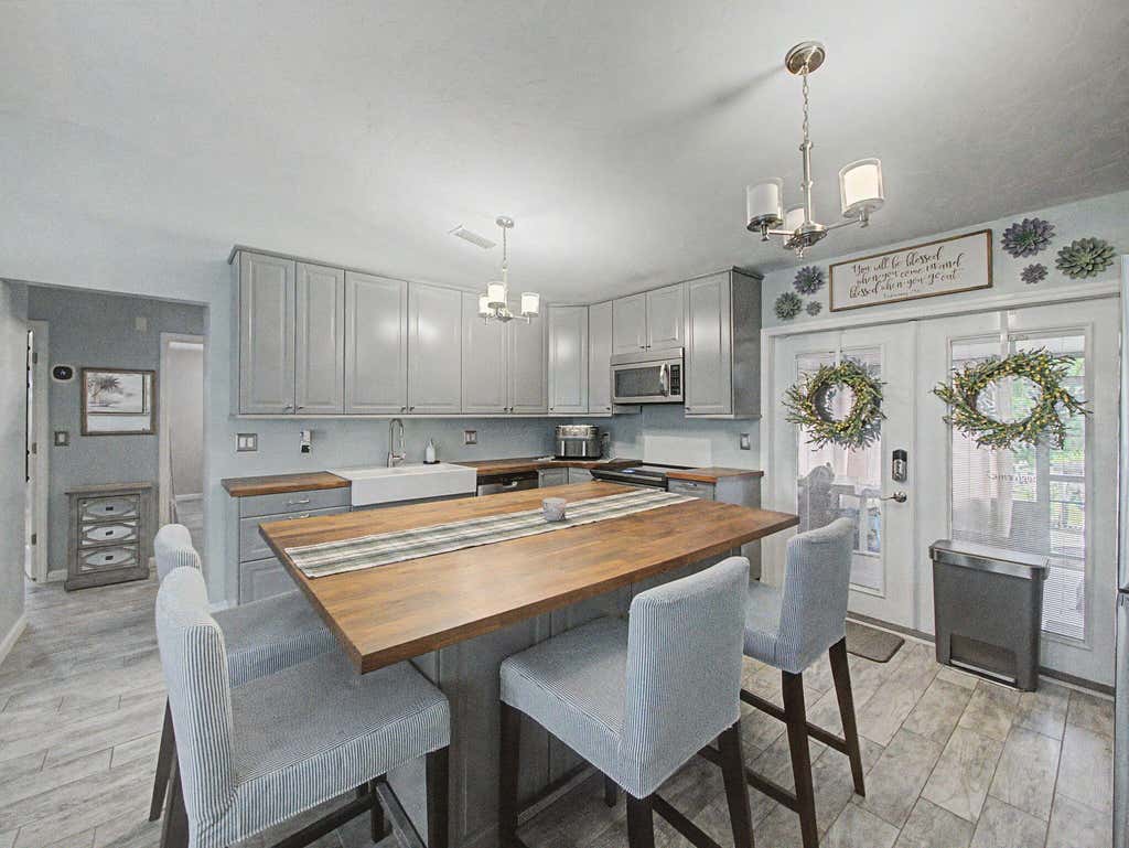 Photo of 13836 42nd Road N, West Palm Beach, FL 33411 (MLS # B26048415)