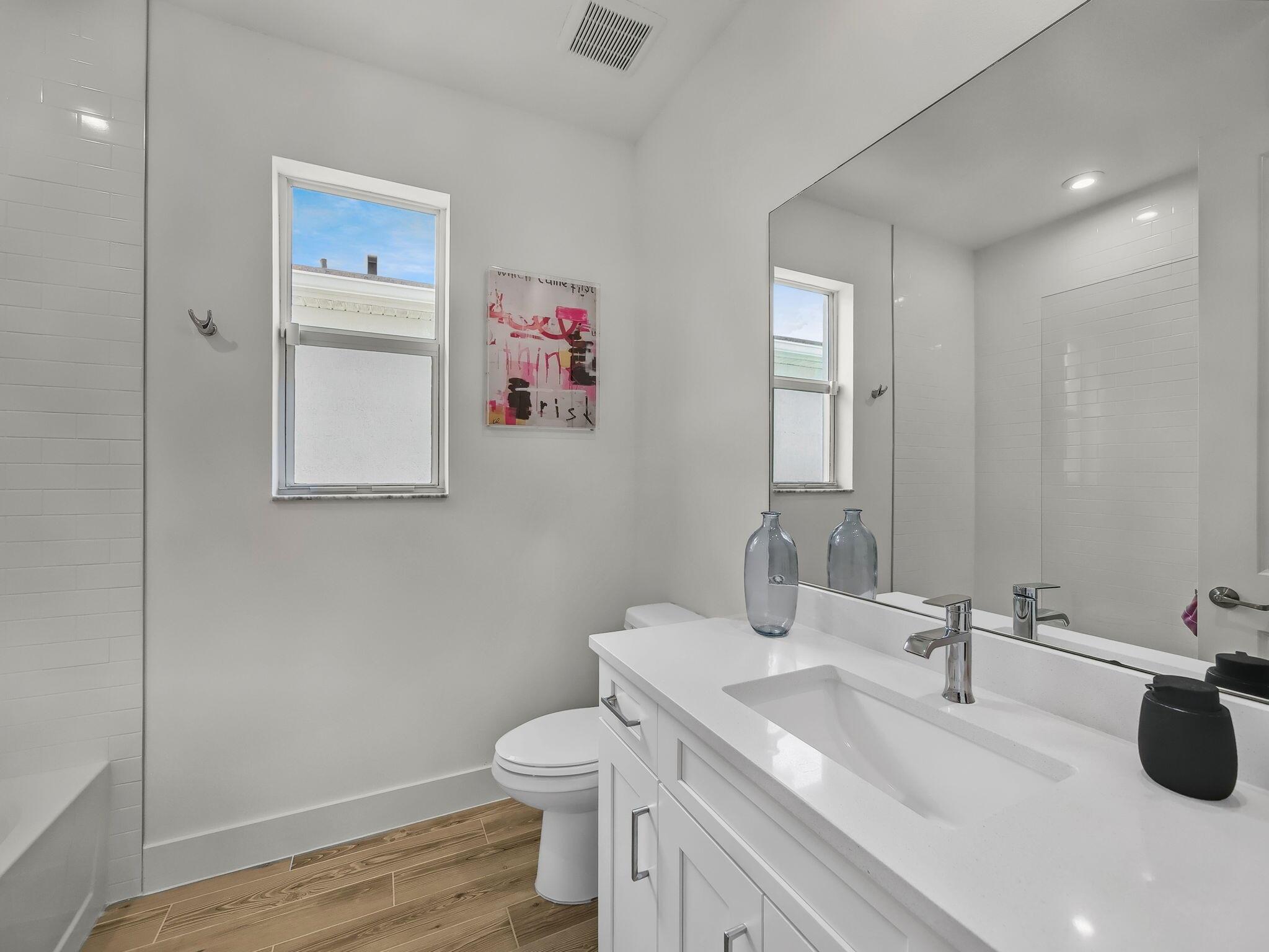 TELARO AT SOUTHERN GROVE - Residential