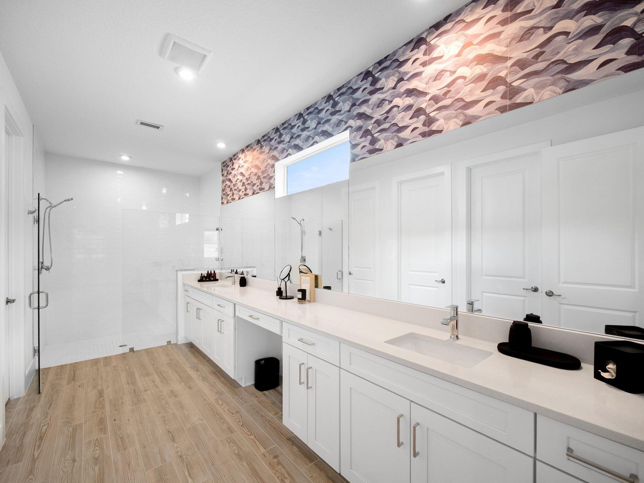 TELARO AT SOUTHERN GROVE - Residential