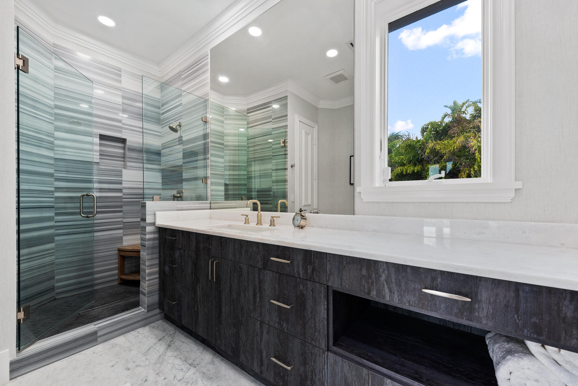 Anchorage Point - Residential