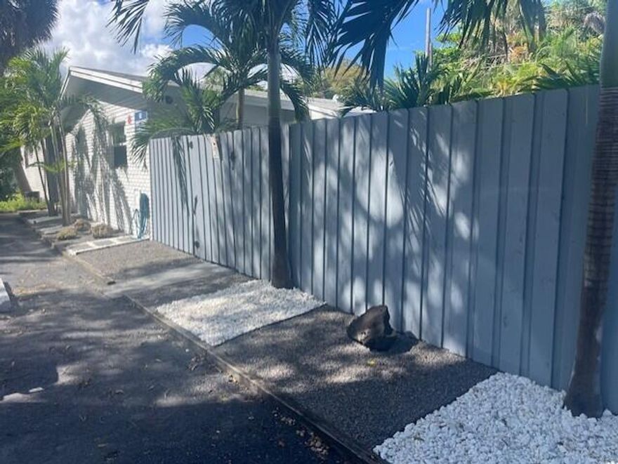 Very nice 1 bedroom 1 bathroom unit. Very clean both inside and outside. On site laundry facility. Plenty of parking. We accept lower credit score tenants.