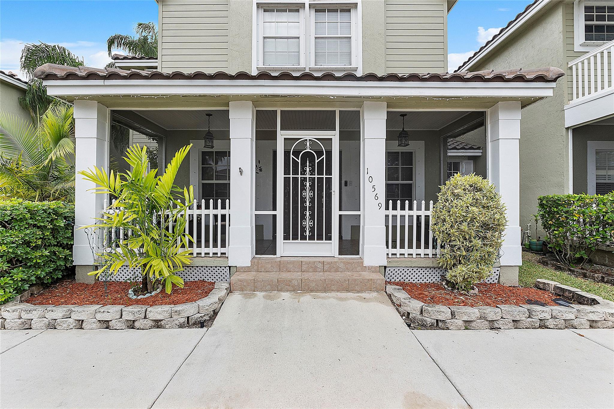10569 NW 56th Pl