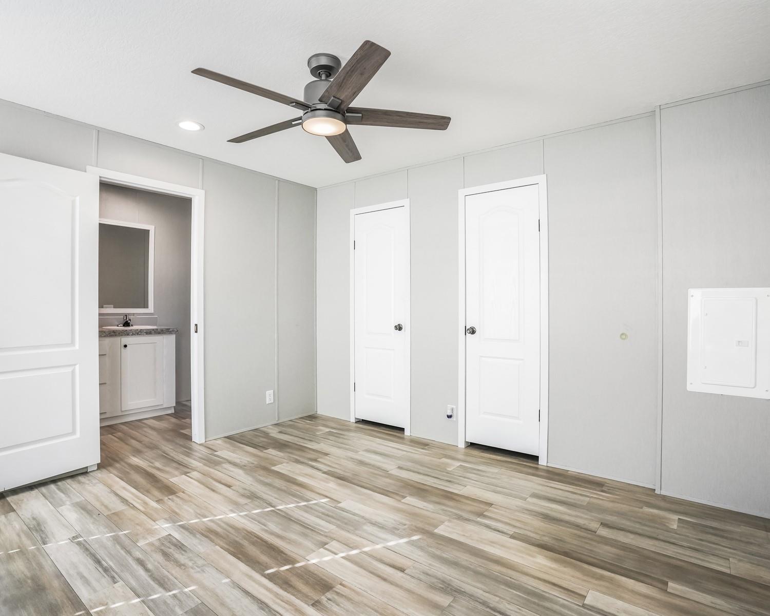 Ravenswood Estates & Mari - Residential