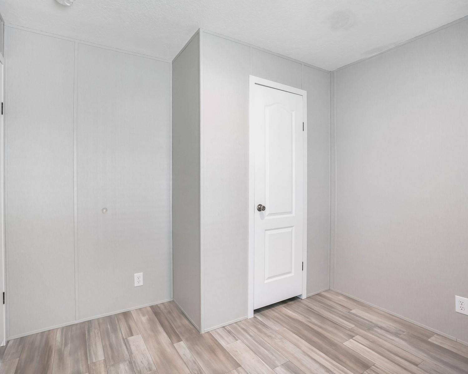 Ravenswood Estates & Mari - Residential