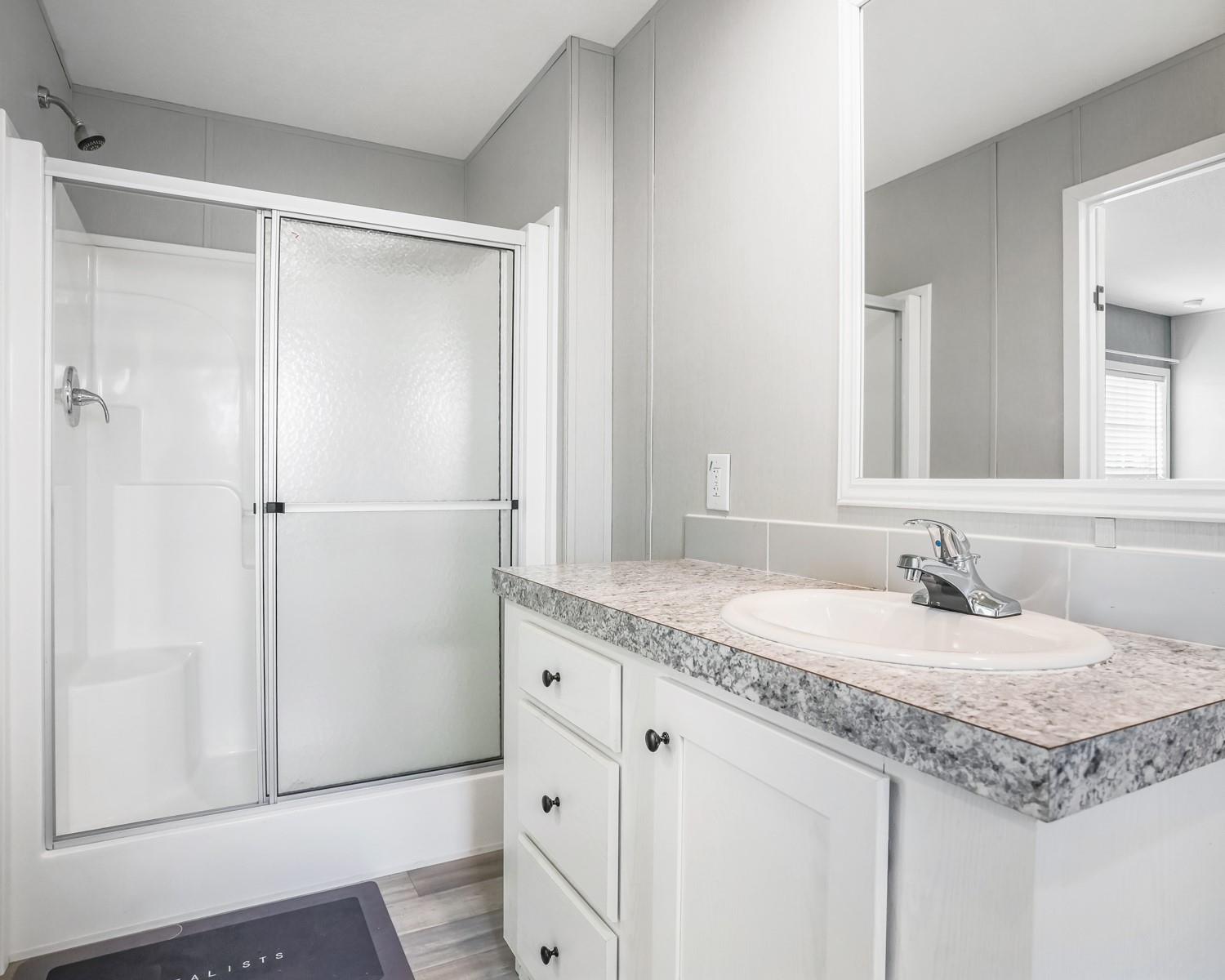 Ravenswood Estates & Mari - Residential