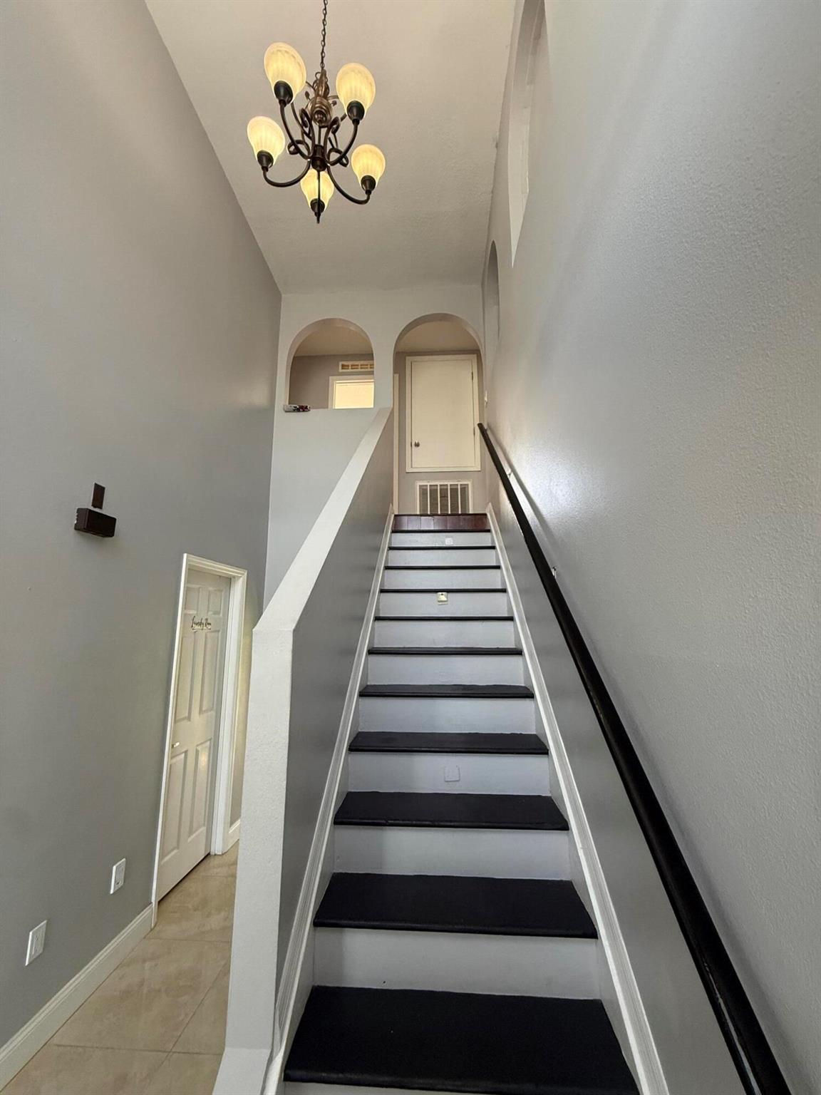 PORT ST LUCIE-SECTION 13 - Residential Lease