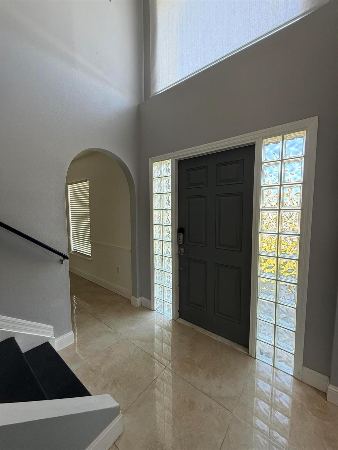 PORT ST LUCIE-SECTION 13 - Residential Lease