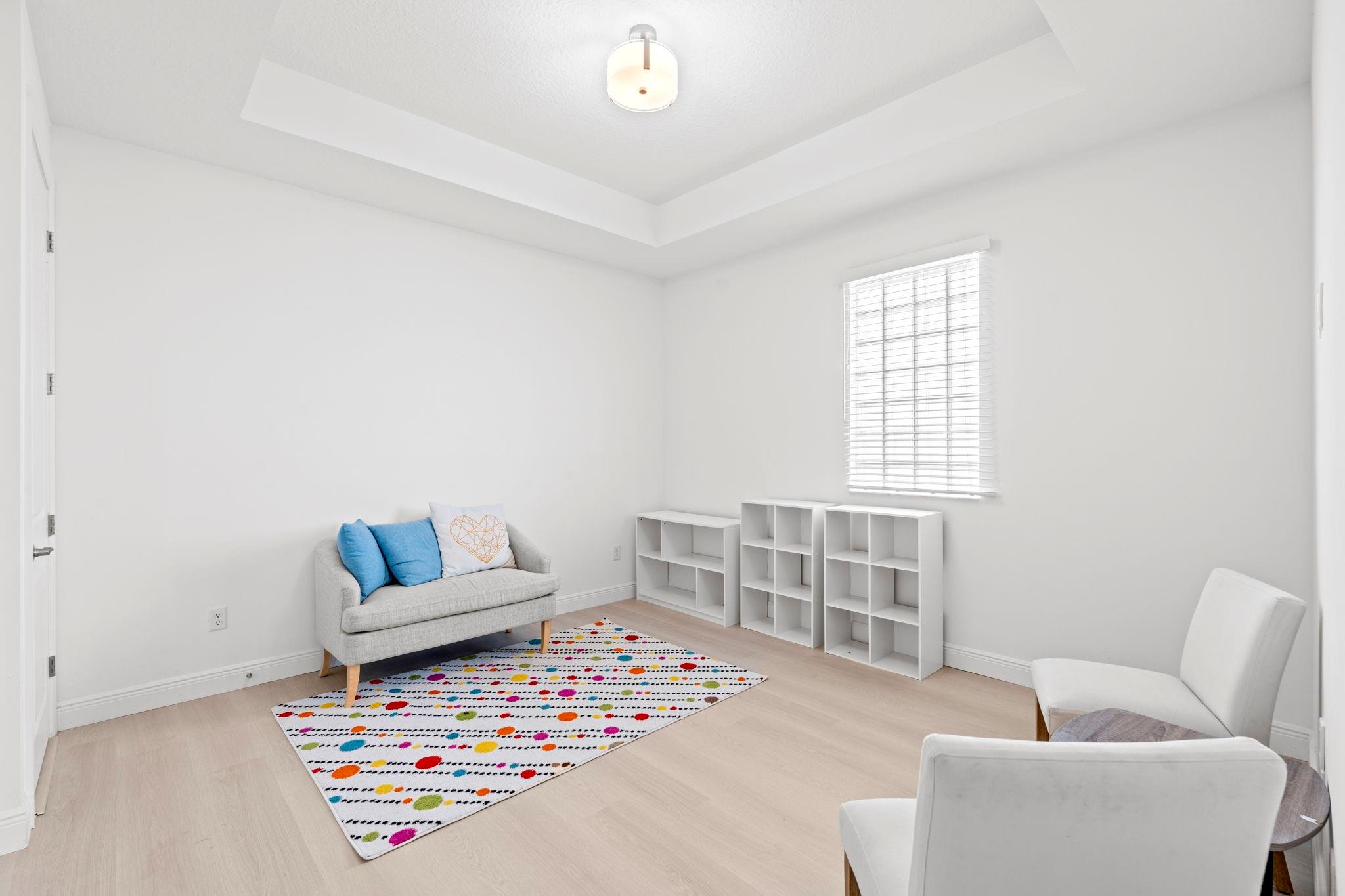 Coral Lago - Residential Lease