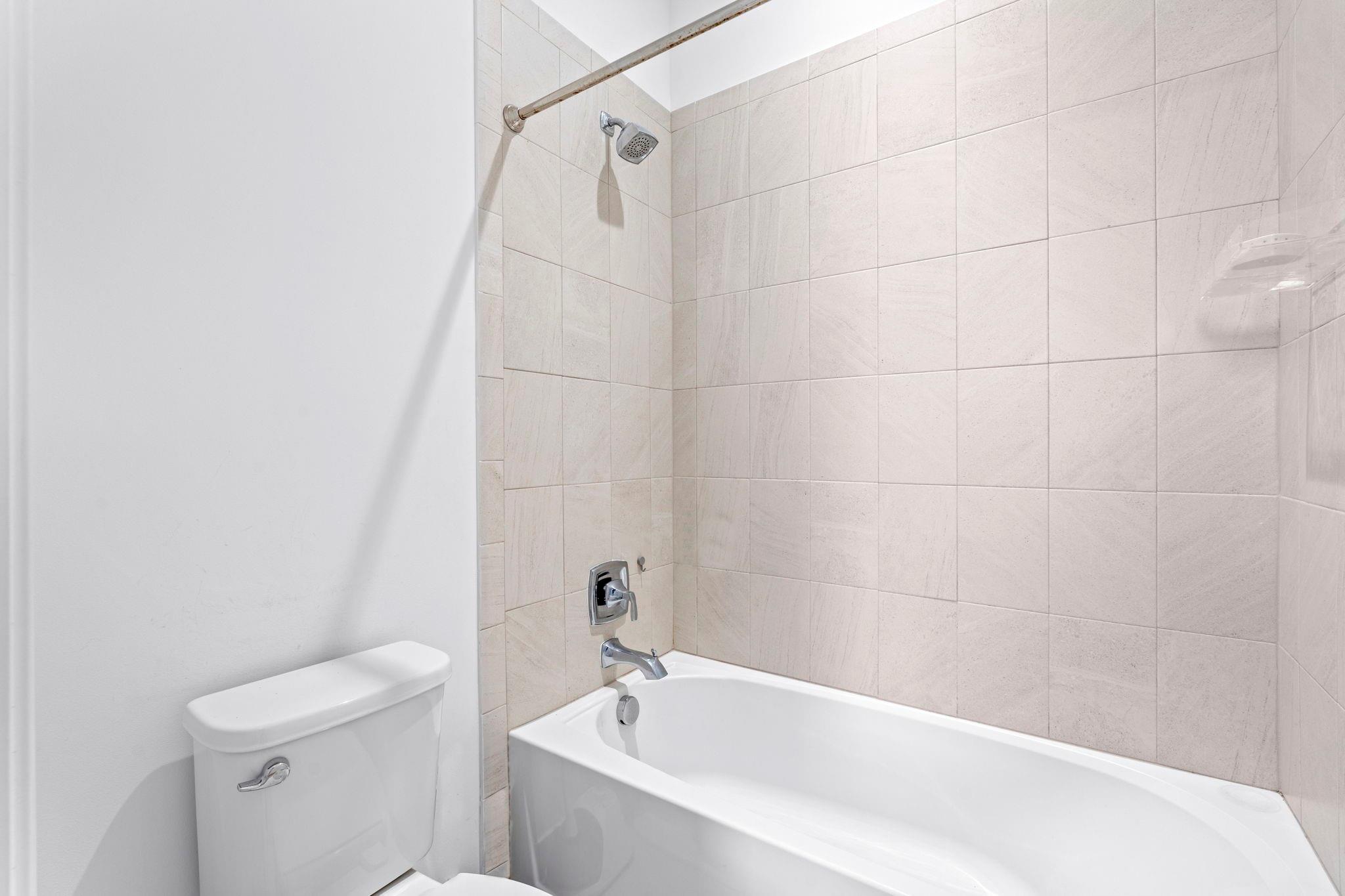 Coral Lago - Residential Lease