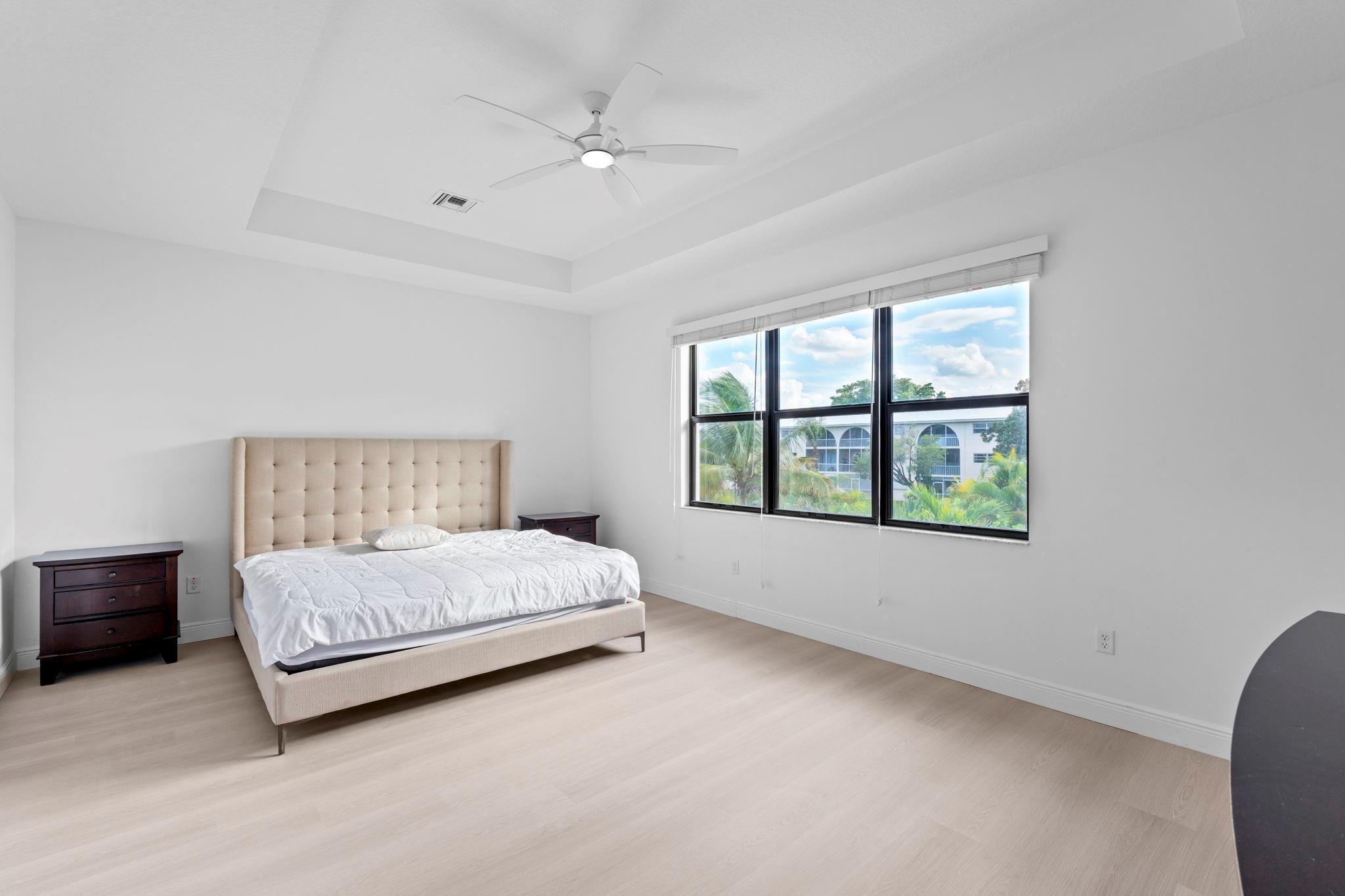 Coral Lago - Residential Lease