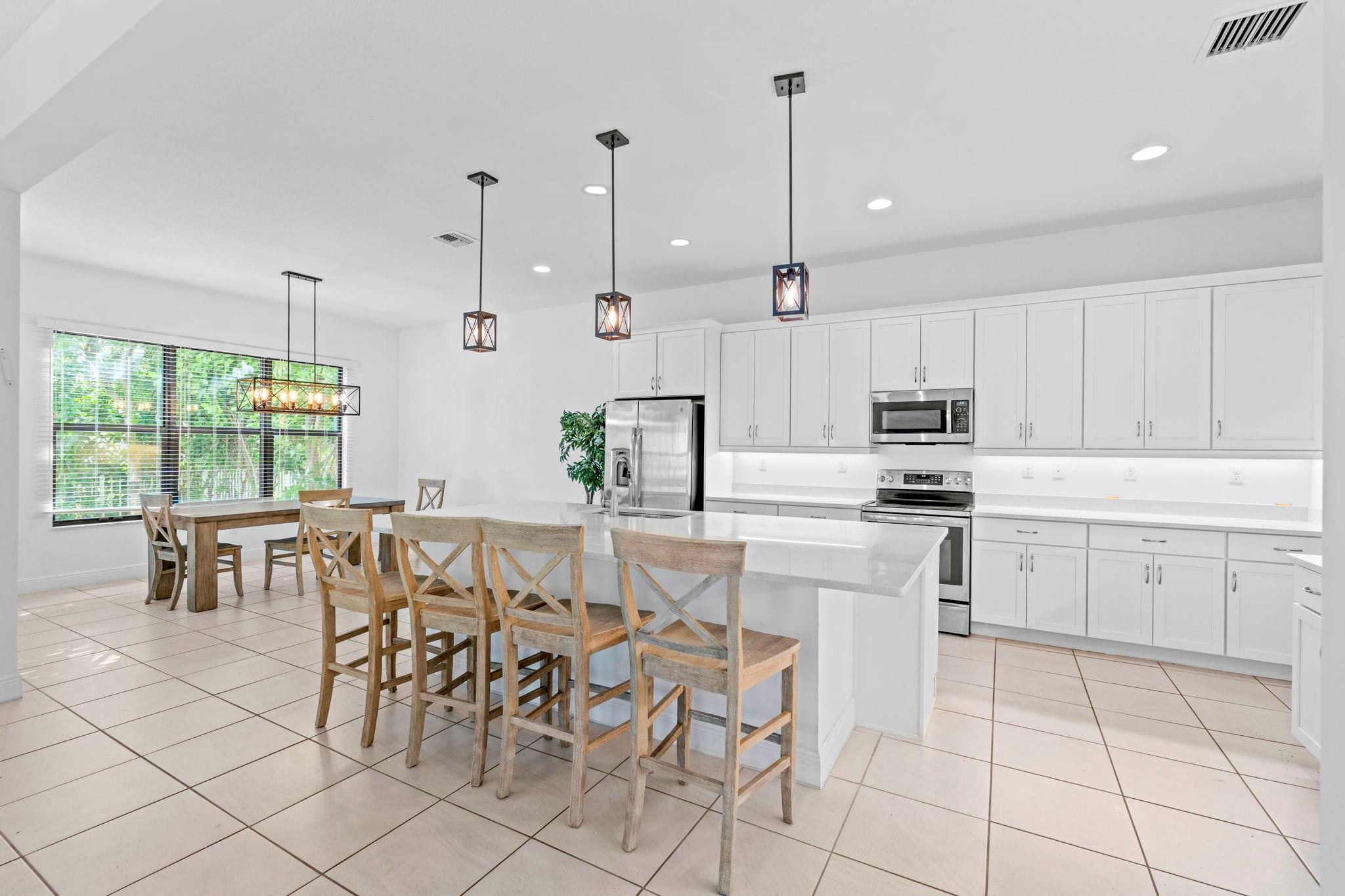 Coral Lago - Residential Lease