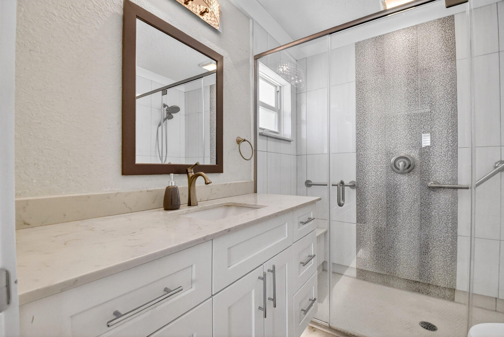 PALM BEACH LEISUREVILLE SEC 8 - Residential