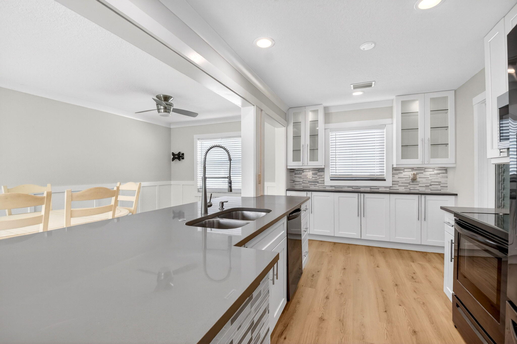 PALM BEACH LEISUREVILLE SEC 8 - Residential