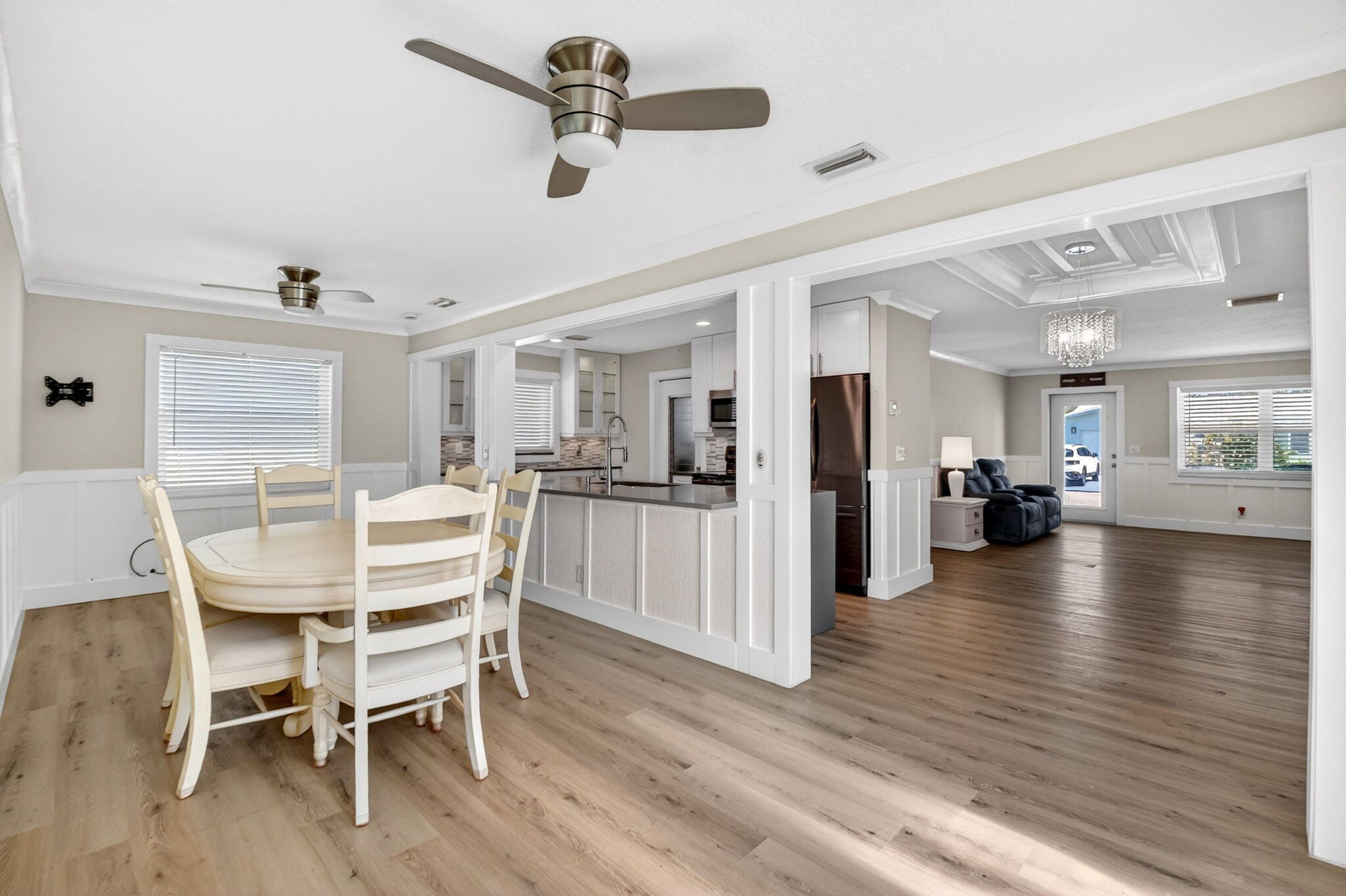 PALM BEACH LEISUREVILLE SEC 8 - Residential