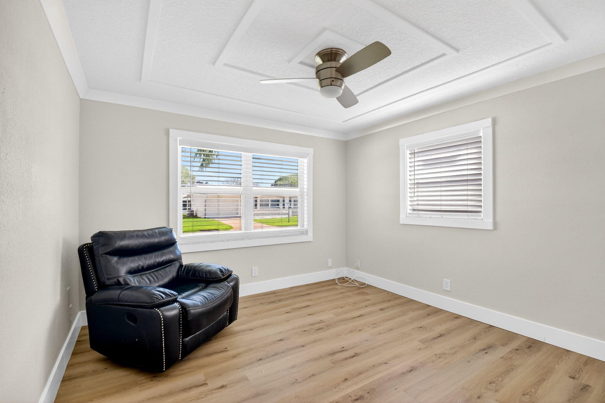 PALM BEACH LEISUREVILLE SEC 8 - Residential