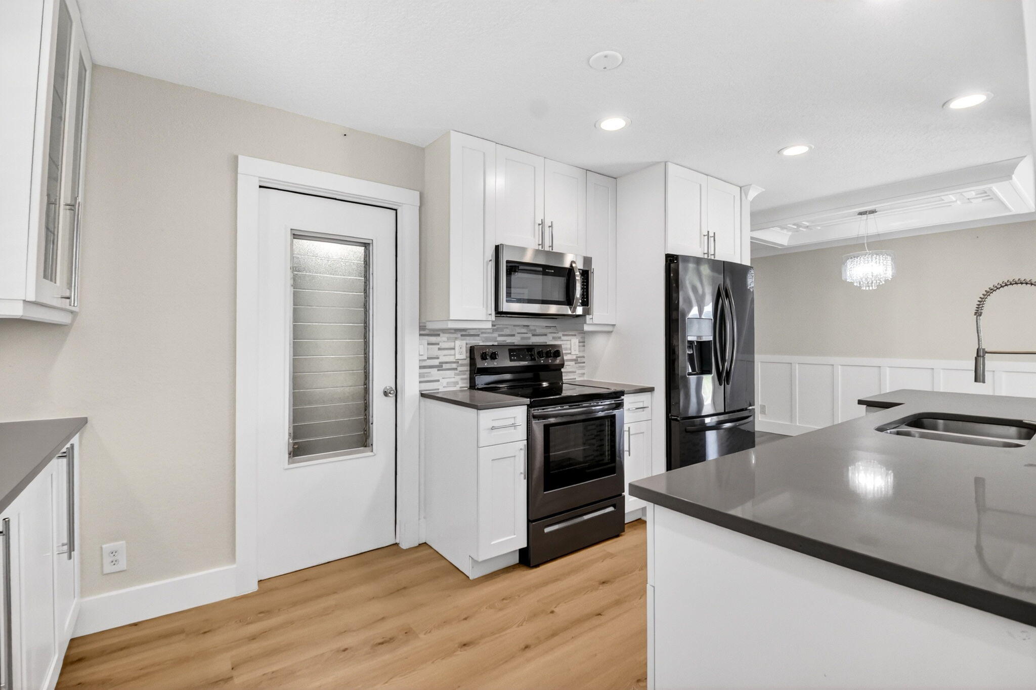 PALM BEACH LEISUREVILLE SEC 8 - Residential