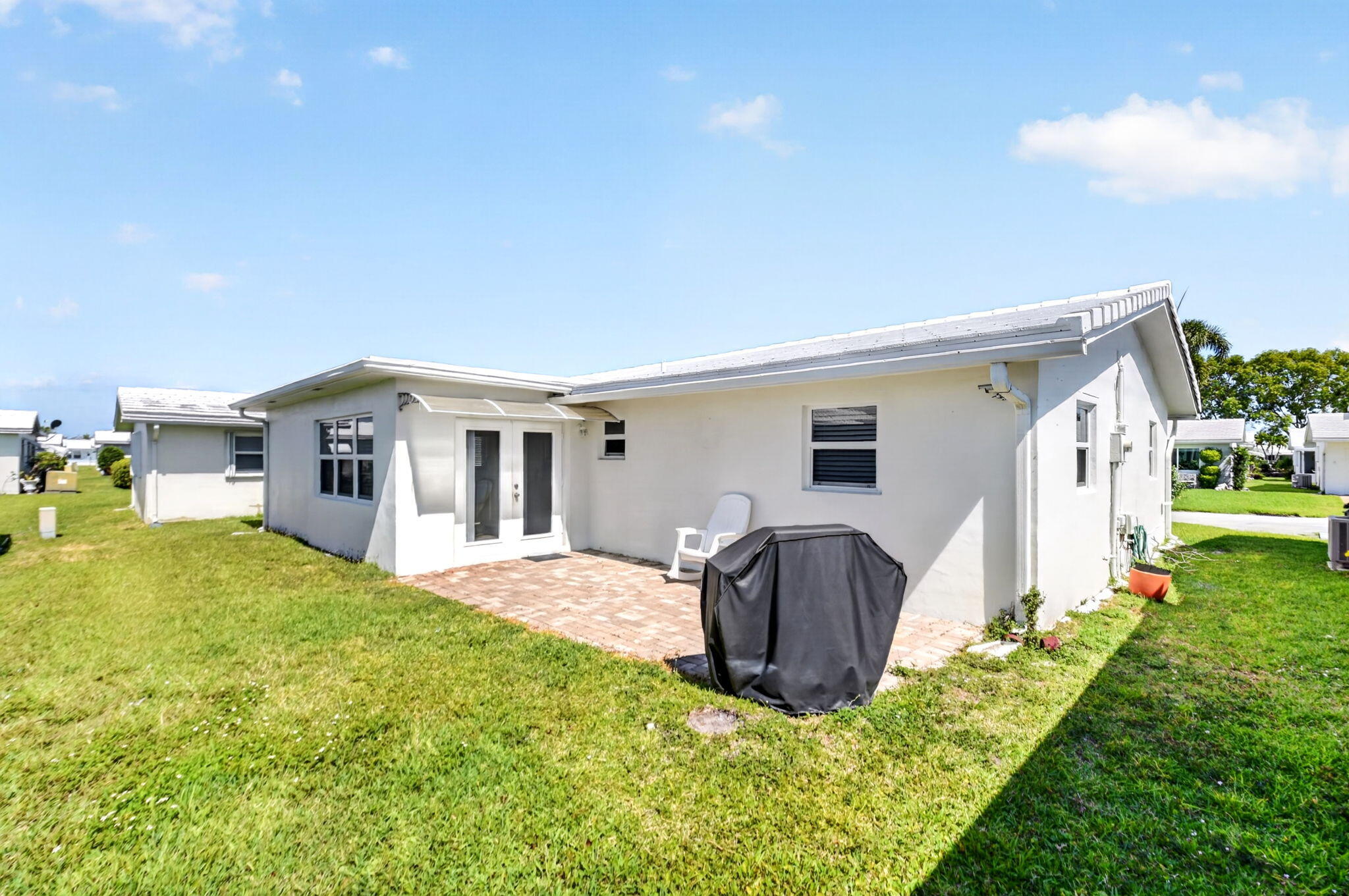 PALM BEACH LEISUREVILLE SEC 8 - Residential