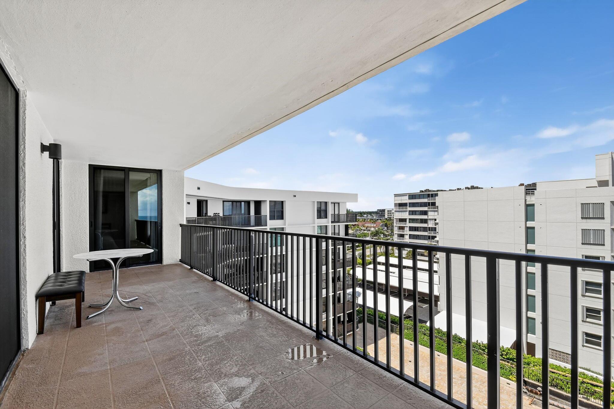 DUNE DECK OF THE PALM BEA - Residential