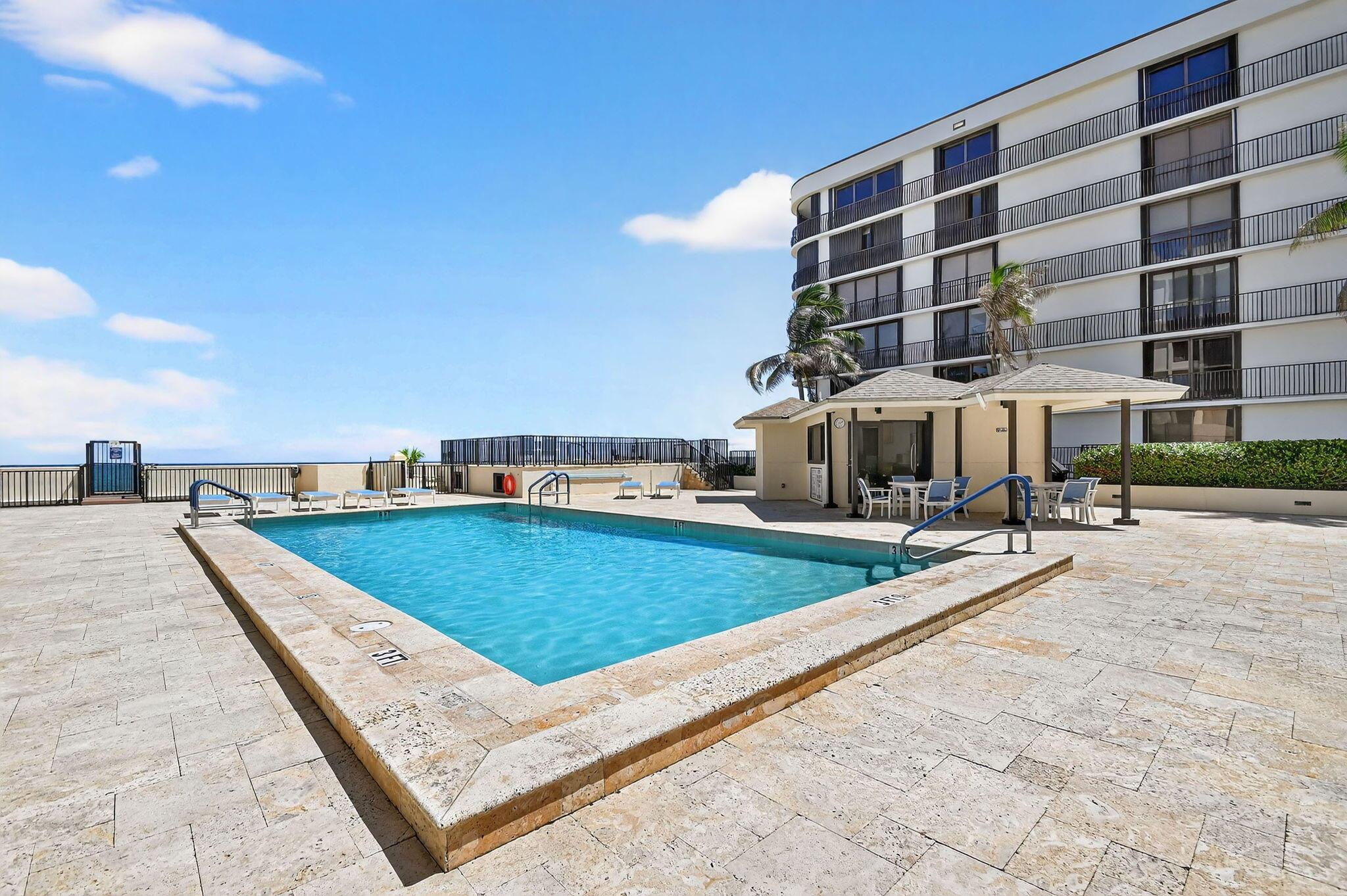 DUNE DECK OF THE PALM BEA - Residential