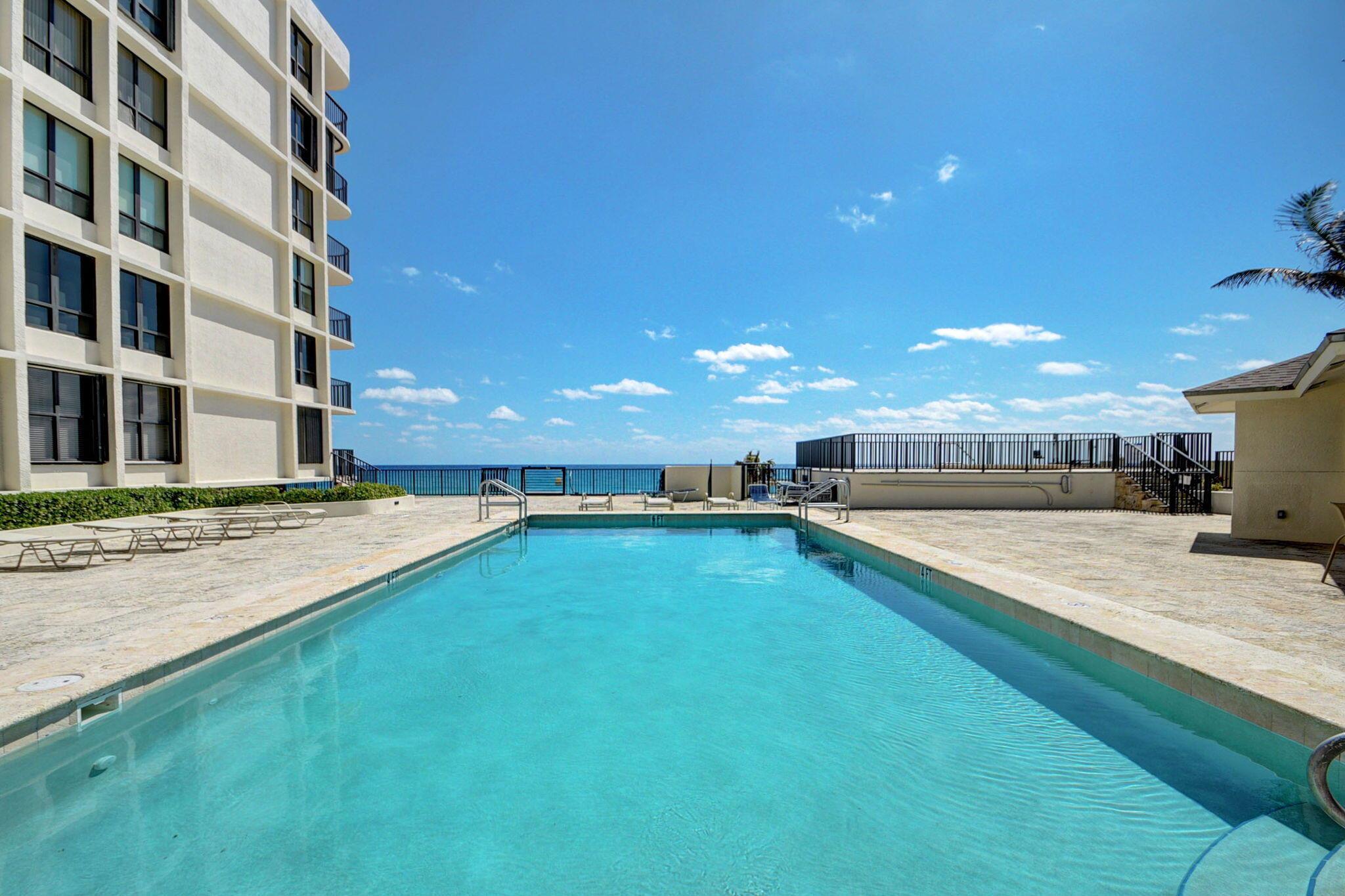 DUNE DECK OF THE PALM BEA - Residential