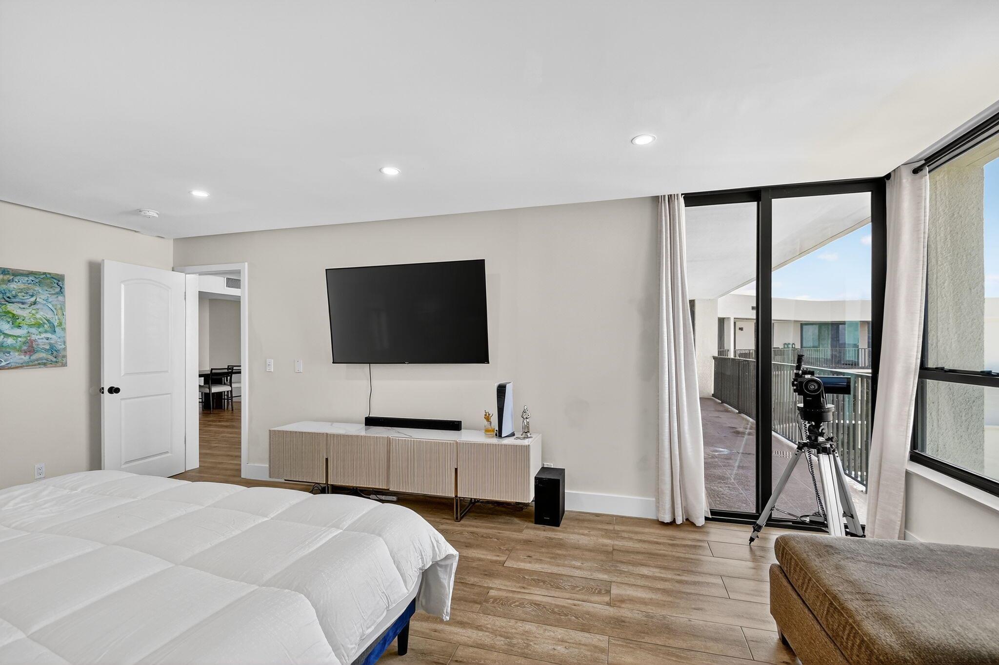 DUNE DECK OF THE PALM BEA - Residential