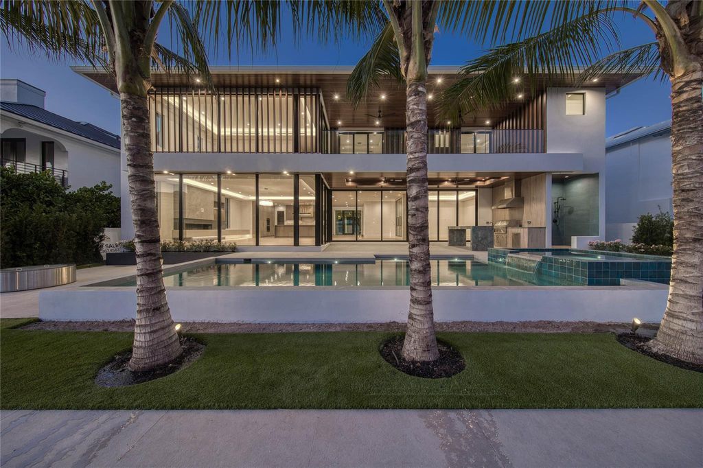 Photo of 2508 Delmar Place, Fort Lauderdale, FL 33301 (MLS # F10555189)