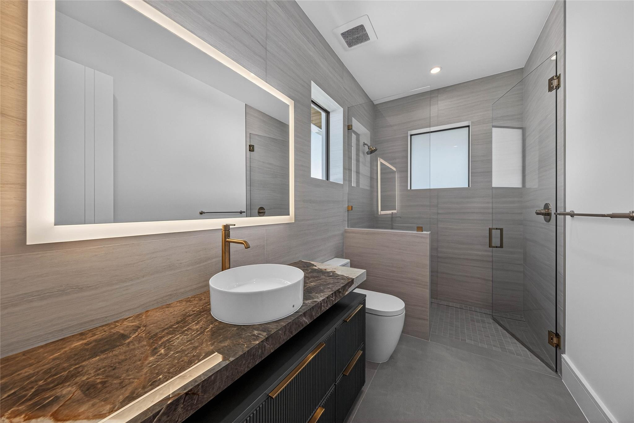 Gould Island 15-62 B - Residential