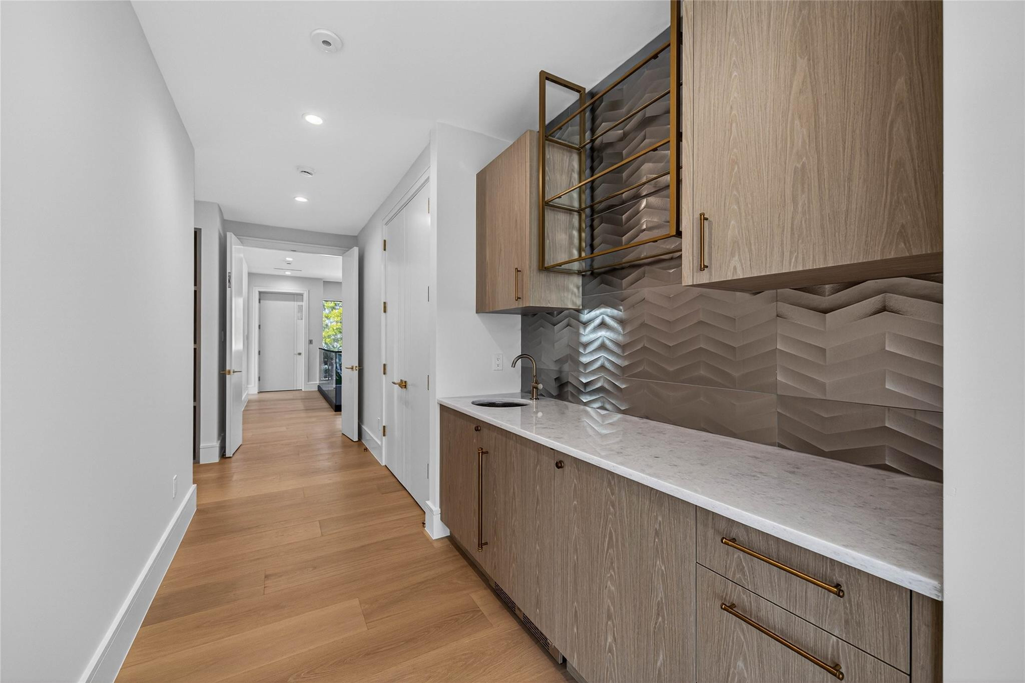 Gould Island 15-62 B - Residential