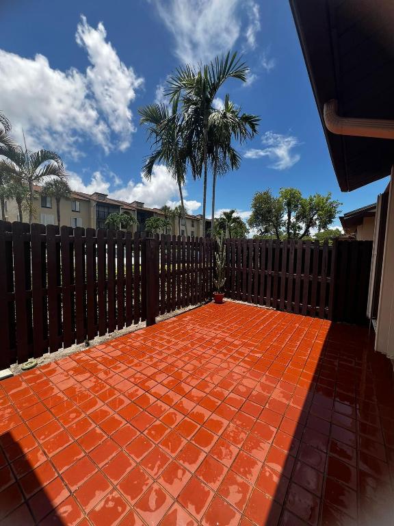 PINE RIDGE NORTH II CONDO - Residential