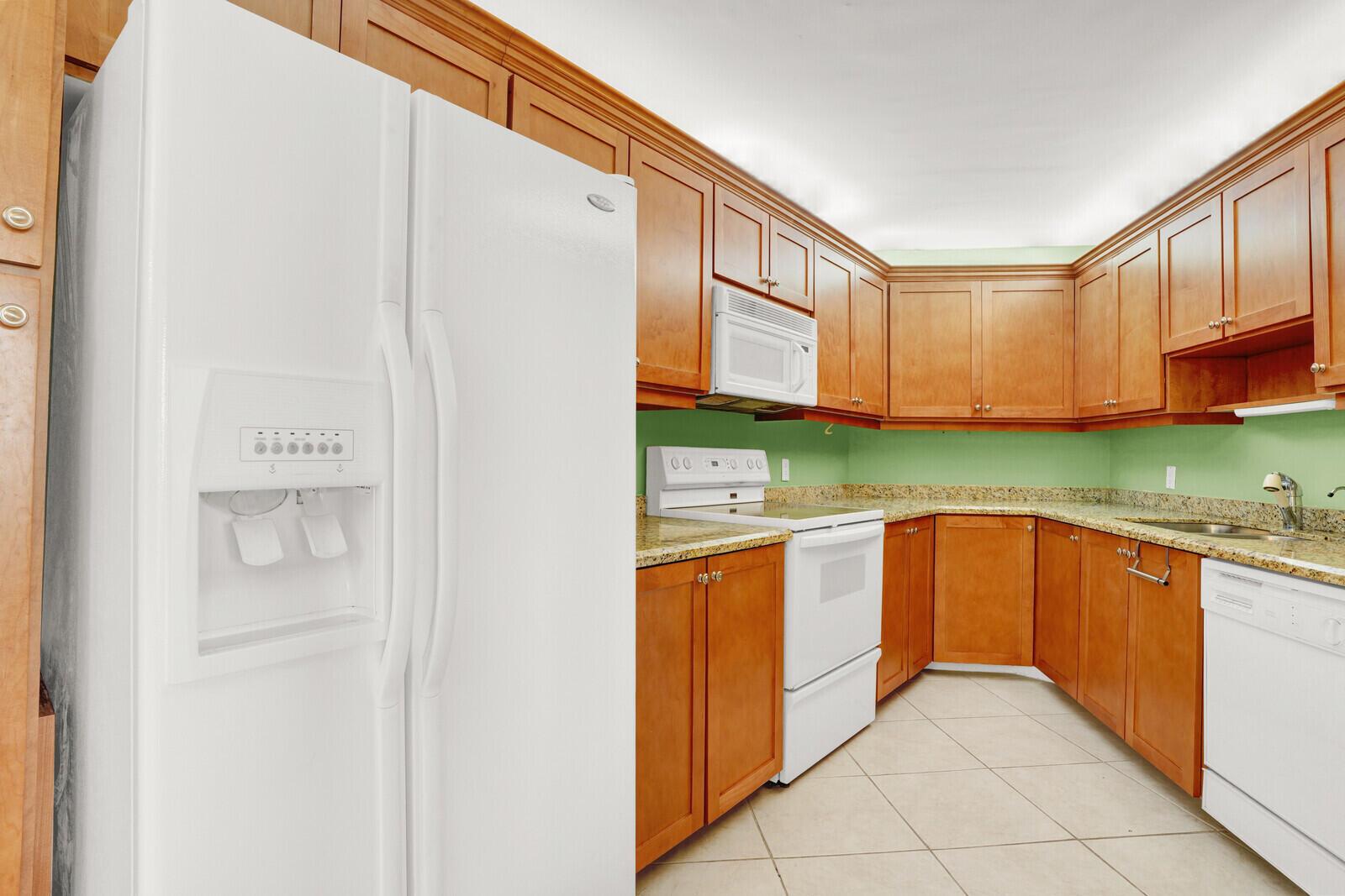 CONNEMARA CONDO - Residential Lease