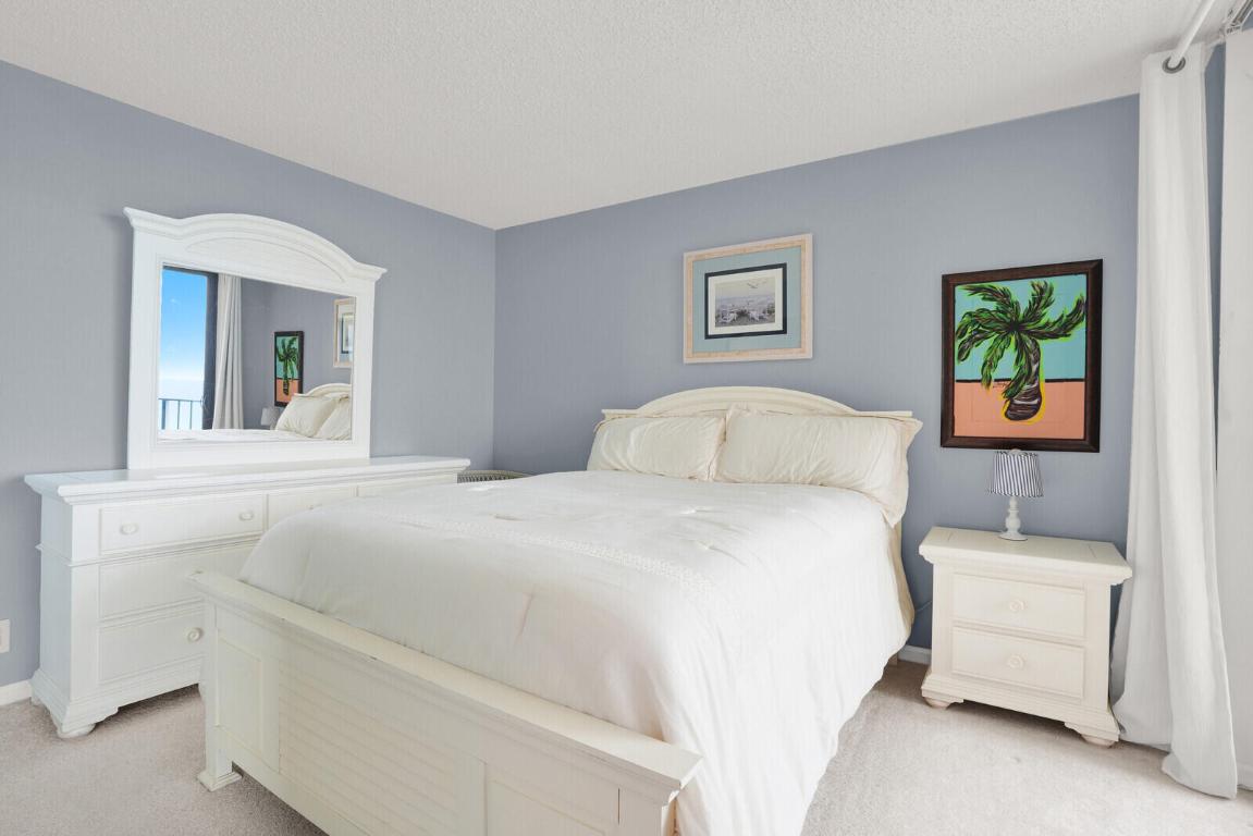 CONNEMARA CONDO - Residential Lease