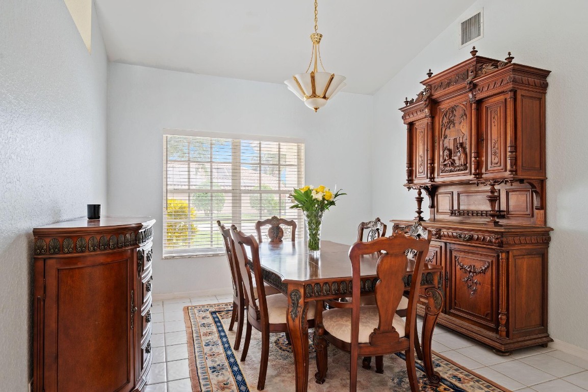 Royal Land Amd 132-20 B - Residential