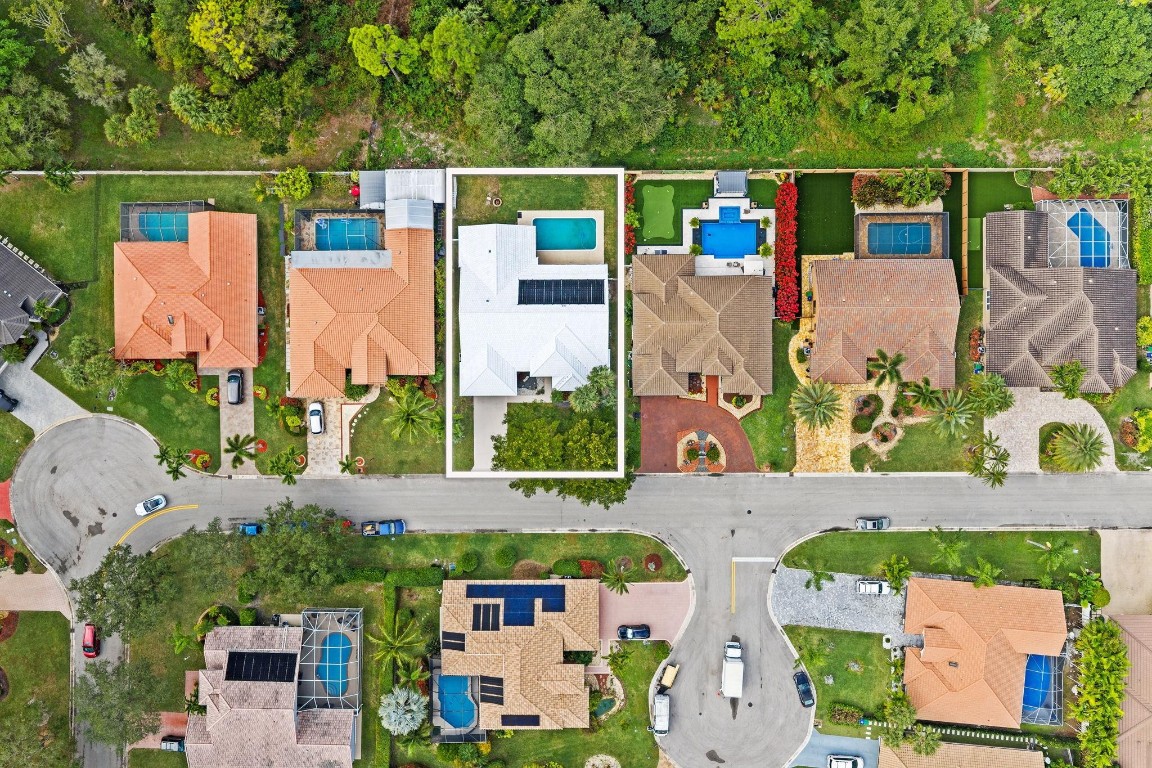 Royal Land Amd 132-20 B - Residential