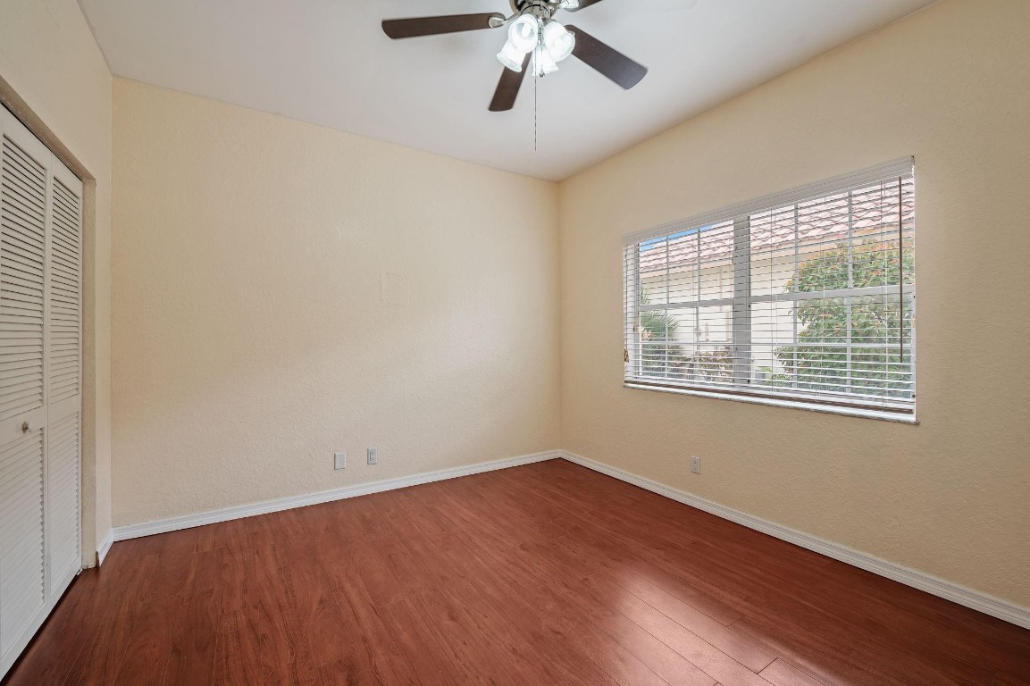 Royal Land Amd 132-20 B - Residential