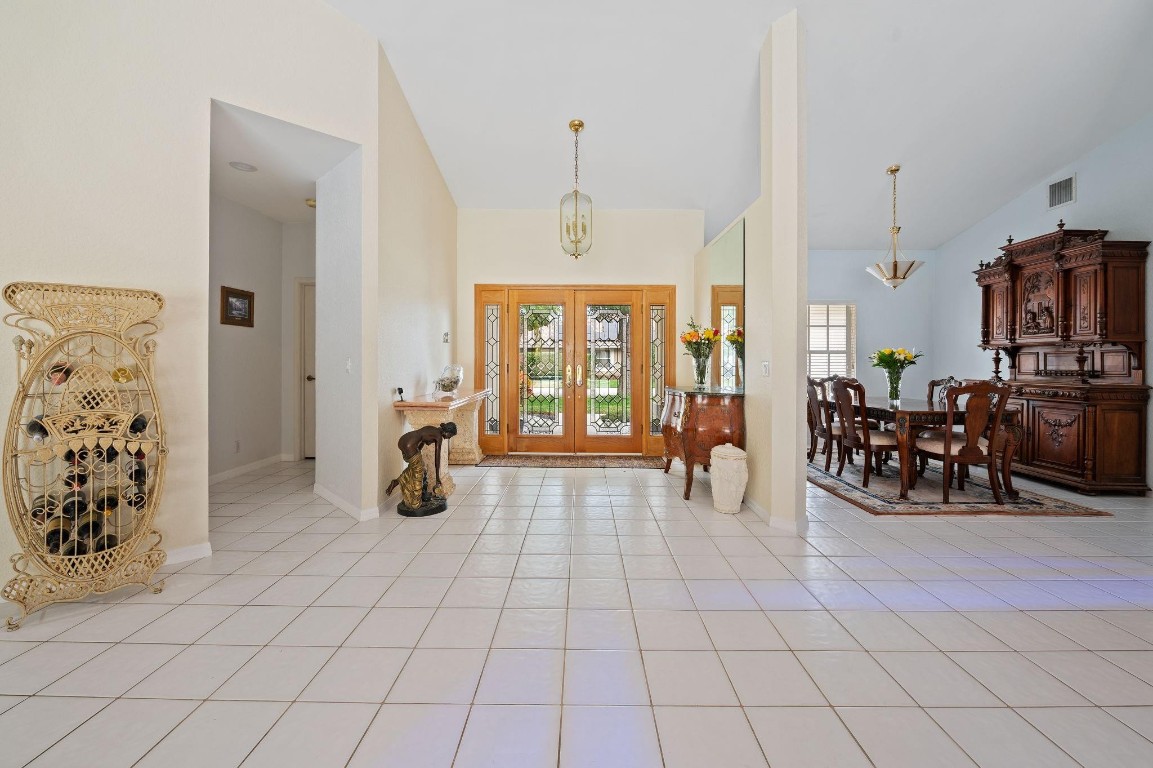 Royal Land Amd 132-20 B - Residential