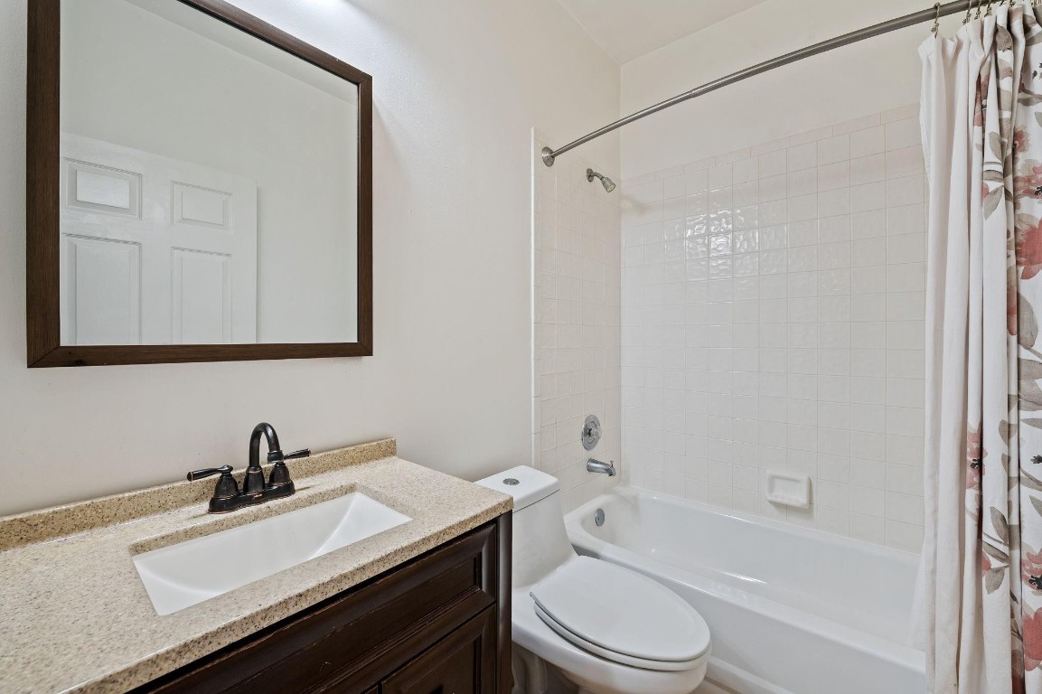 Royal Land Amd 132-20 B - Residential