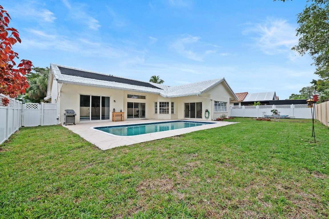 Royal Land Amd 132-20 B - Residential