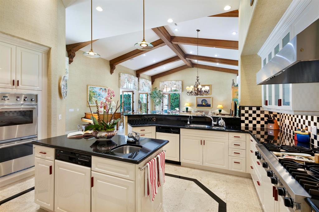 PHIPPS ESTATES - Residential