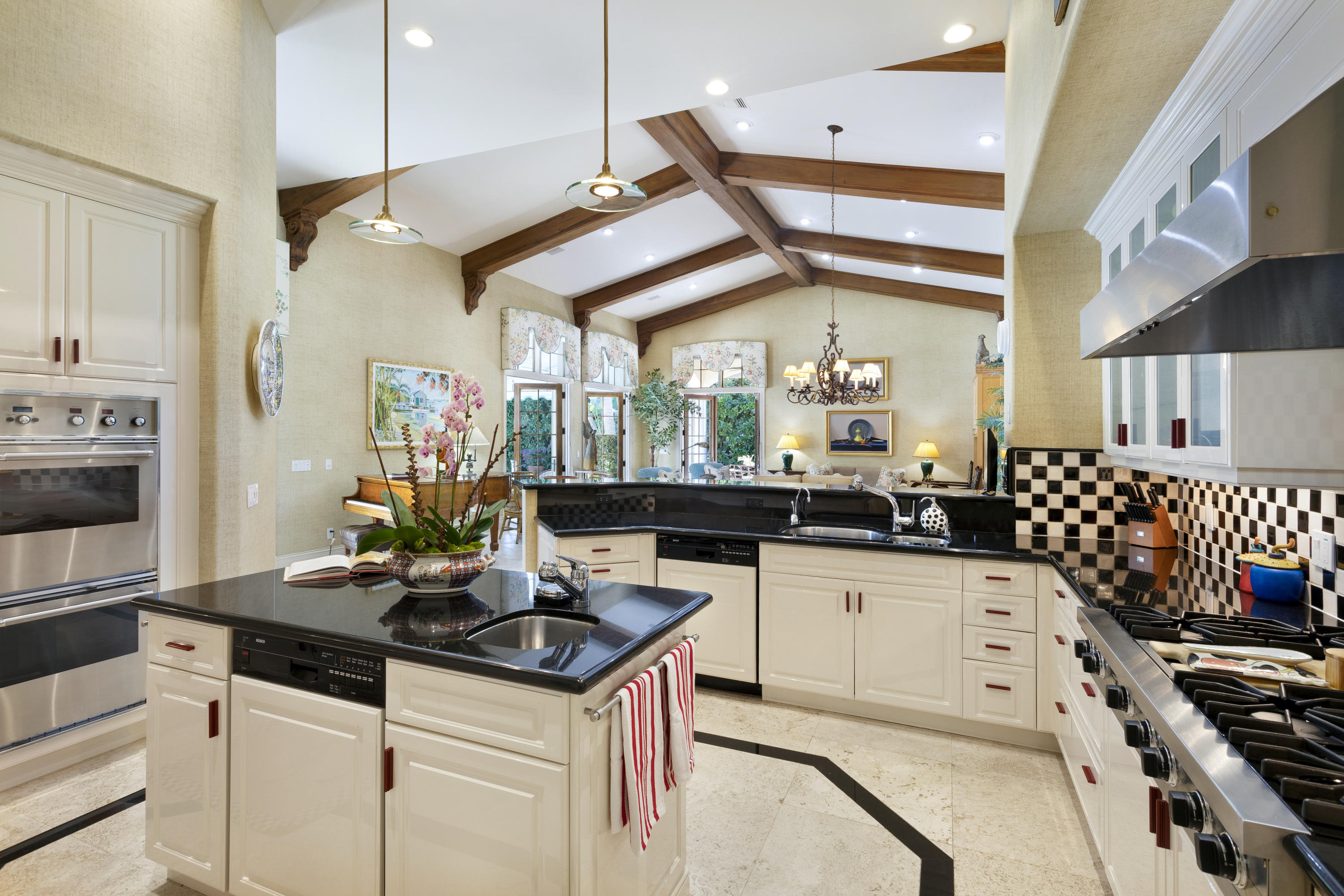 PHIPPS ESTATES - Residential