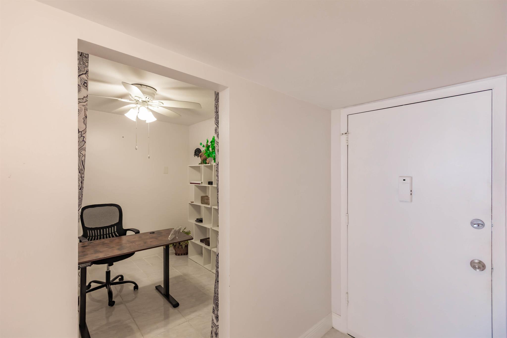 1410 S Ocean Drive 1003