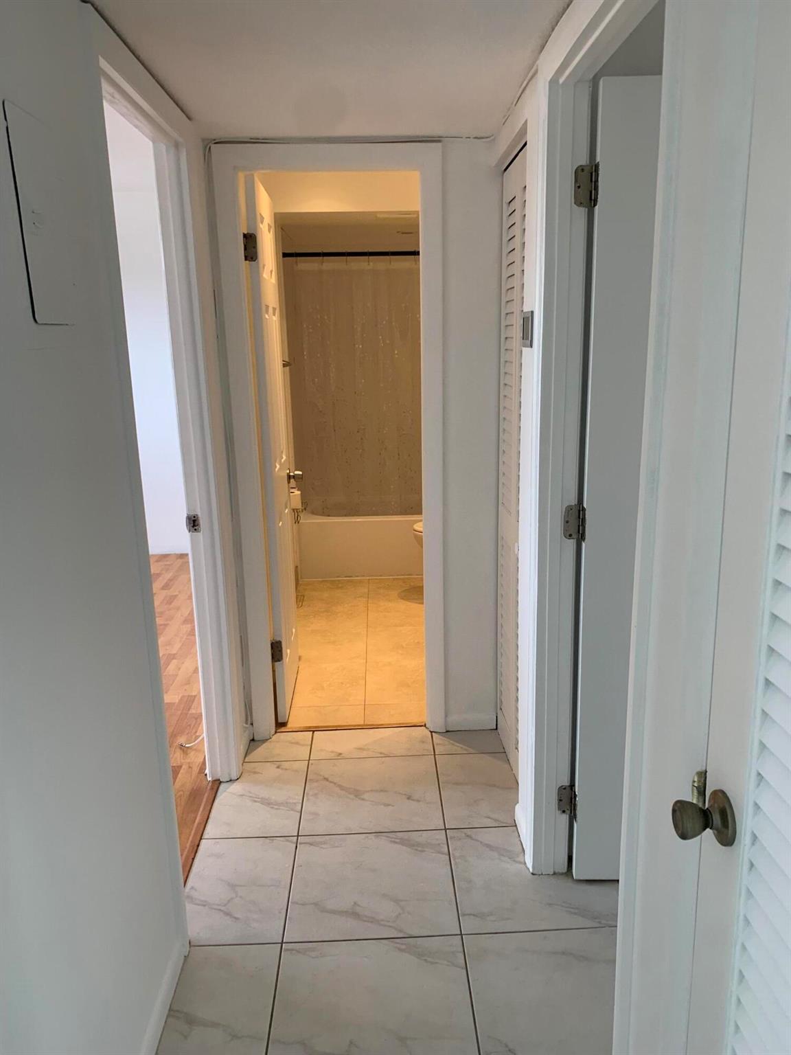 MEADOWBROOK TOWERS CONDO - Residential