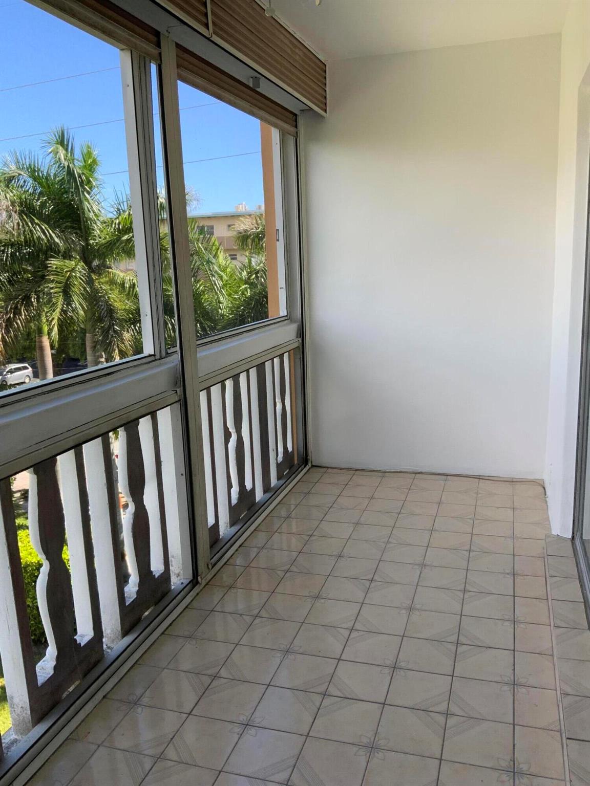 MEADOWBROOK TOWERS CONDO - Residential