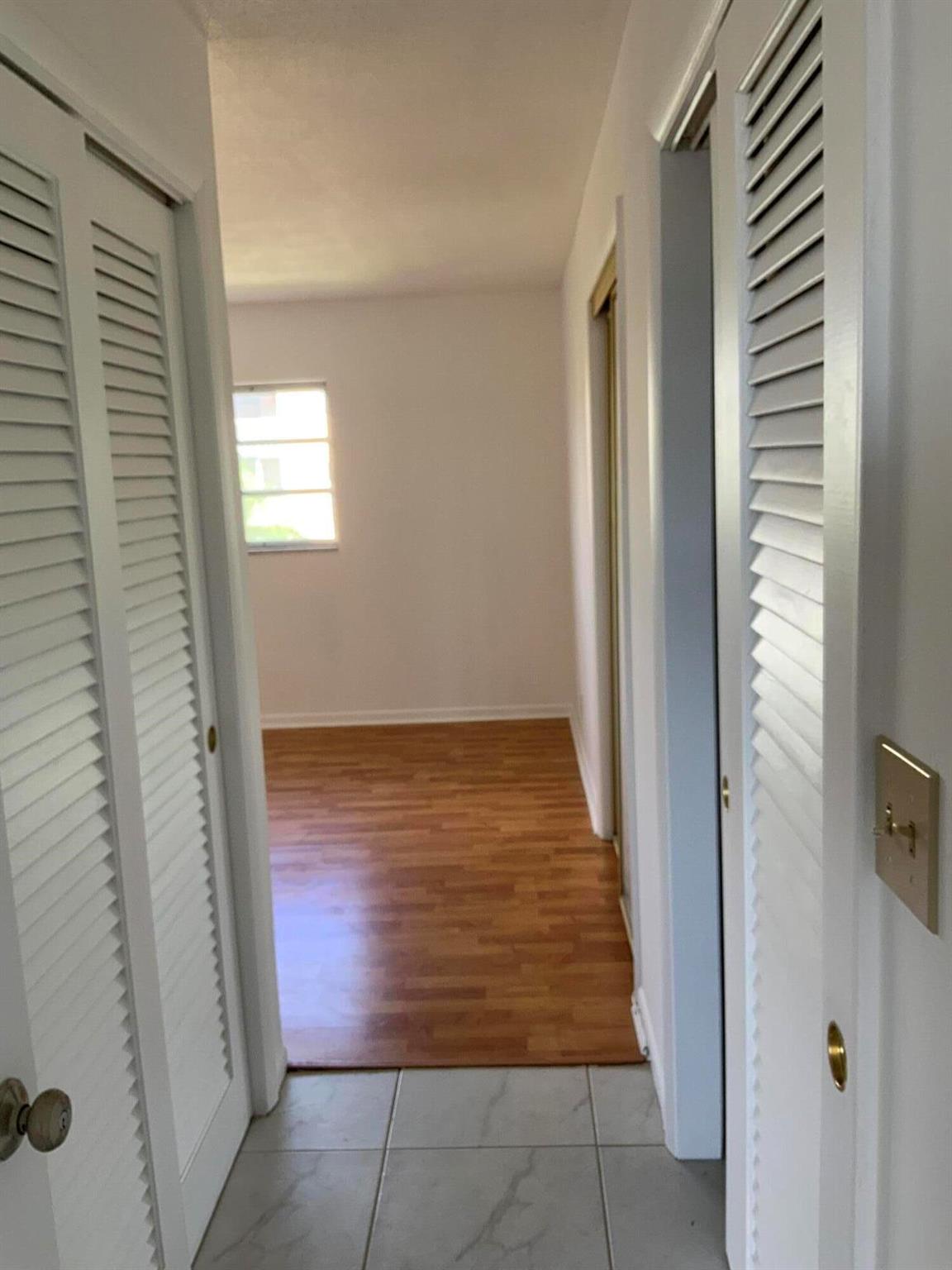 MEADOWBROOK TOWERS CONDO - Residential