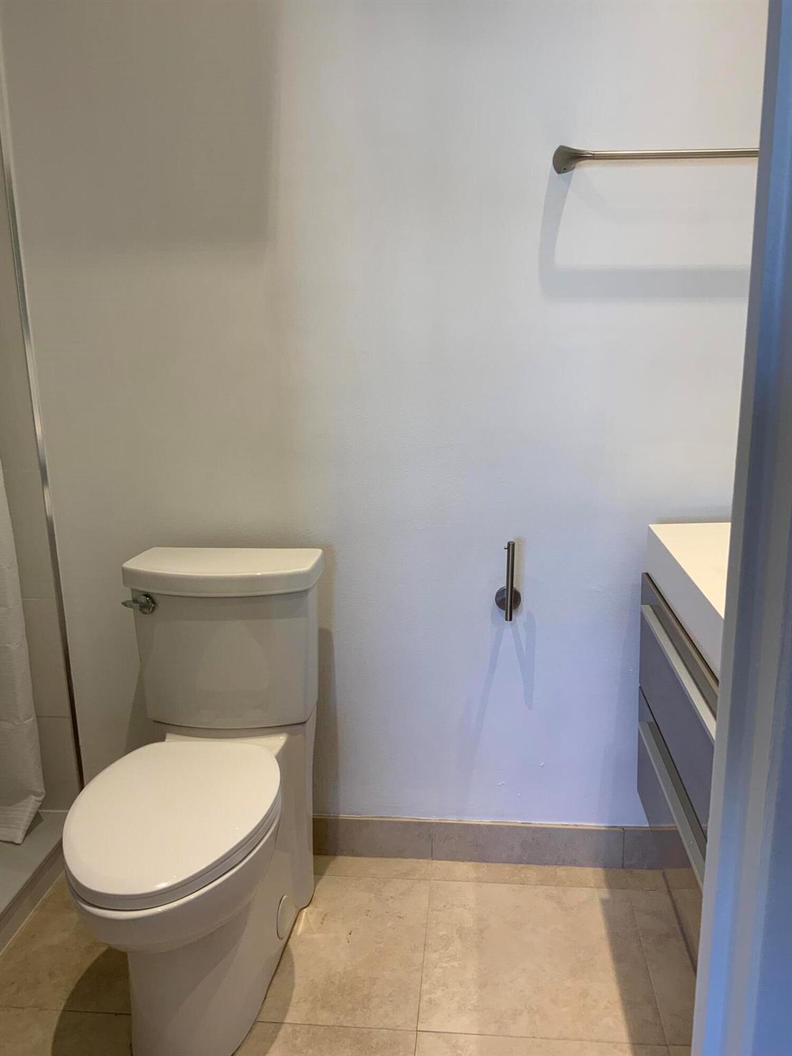 MEADOWBROOK TOWERS CONDO - Residential