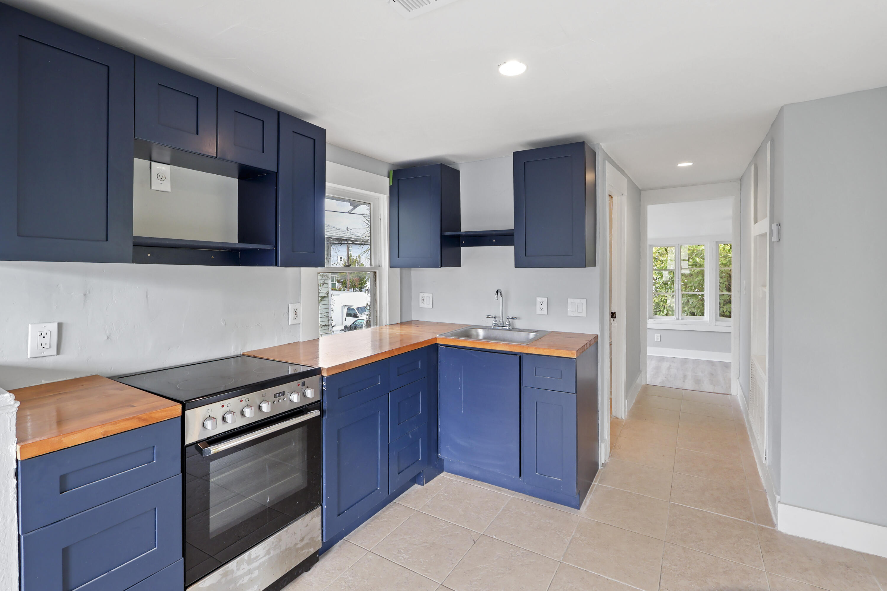 MOSS & HEISLER - Residential