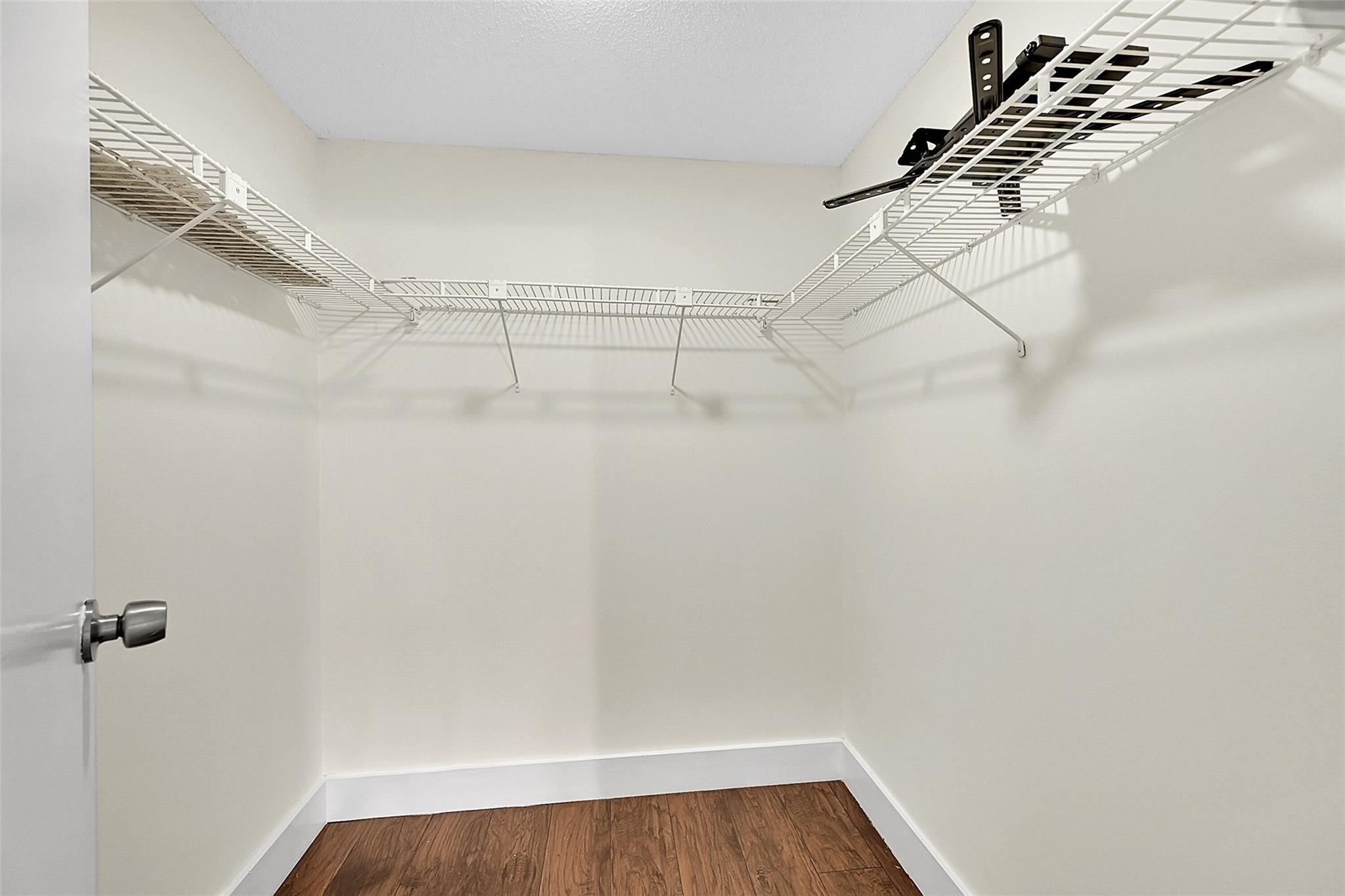 Greenglades Condo IV - Residential Lease