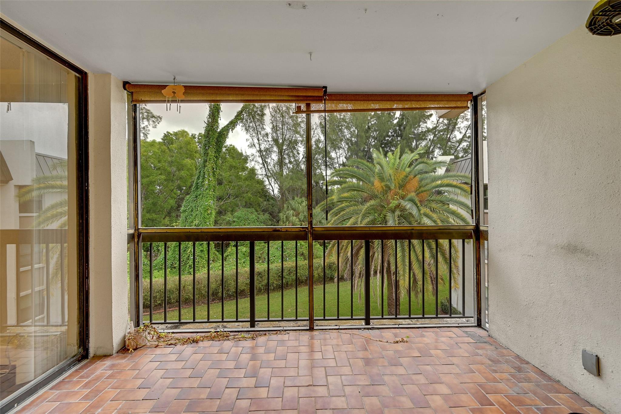 Greenglades Condo IV - Residential Lease