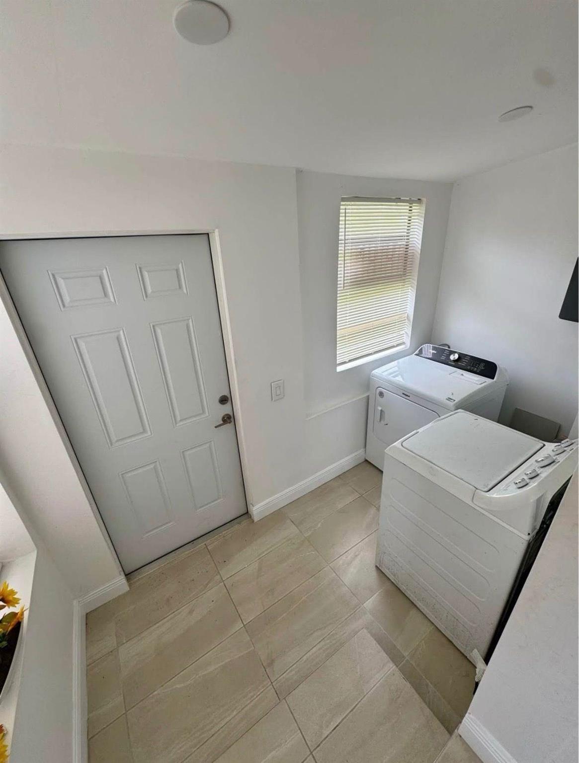 SKY RANCH IN - Residential Lease