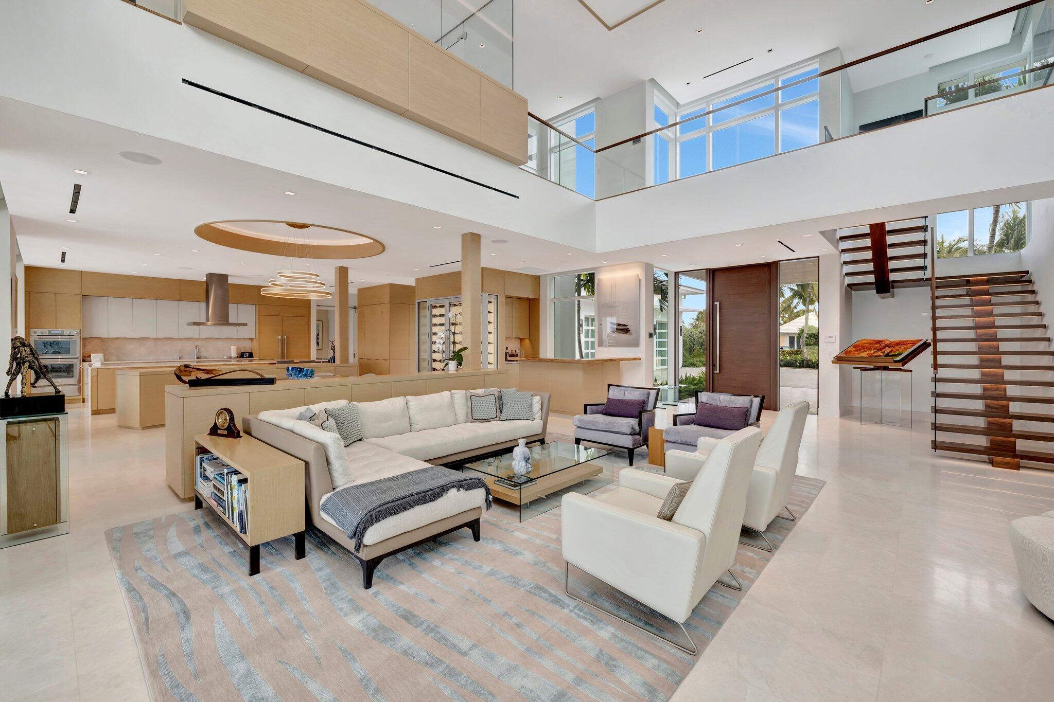 SAILFISH POINT - Residential